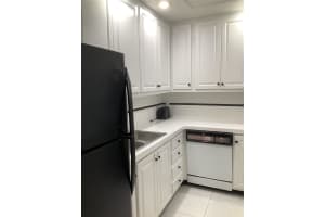 6345 Bay Club Dr 1, Fort Lauderdale, FL 33308 - MLS#F10482649
