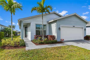 11804 SW Lyra Dr, Port Saint Lucie, FL 34987 - MLS#F10482662