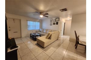 5713 NW 70th Ter, Tamarac, FL 33321 - MLS#F10482672