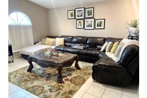 9201 NW 121st Ter, Hialeah Gardens, FL 33018 Sold 04/15/25