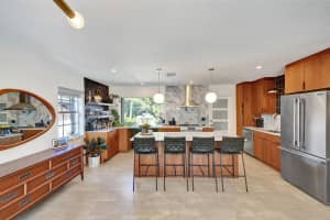 317 NW 30th Ct, Wilton Manors, FL 33311 Sold 06/06/25