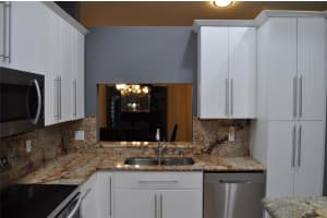 4061 SW 71st Ter, Davie, FL 33314 Sold 08/07/25