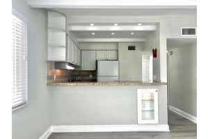 2124 NE 5th Ave 208, Wilton Manors, FL 33305 - MLS#F10482909