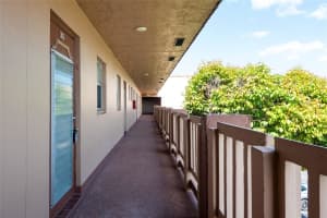 9540 Sunrise Lakes Blvd 303, Sunrise, FL 33322 Sold 04/29/25