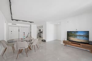 18051 Biscayne Blvd 1902, North Miami Beach, FL 33160 Sold 03/03/25