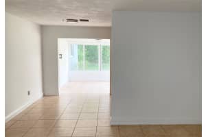 2825 NE 9th Ave, Wilton Manors, FL 33334 Sold 05/19/25