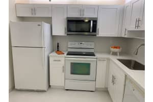 9233 SW 8th St 323, Boca Raton, FL 33428 - MLS#F10482973