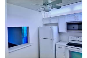 9233 SW 8th St 323, Boca Raton, FL 33428 - MLS#F10482973