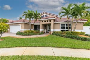 935 NW 202st Terrace, Pembroke Pines, FL 33029 Sold 05/15/25