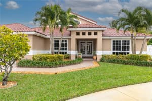 935 NW 202st Terrace, Pembroke Pines, FL 33029 Sold 05/15/25