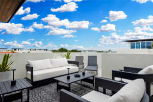 246 Garden Ct 246, Lauderdale By The Sea, FL 33308 Sold 11/24/25