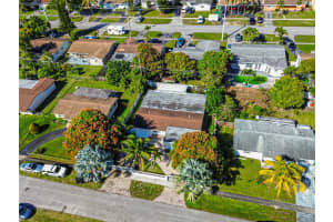 5941 NW 14th Pl, Sunrise, FL 33313 Sold 04/18/25