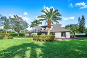 304 Elm ter, Jensen Beach, FL 34957 Sold 03/07/25
