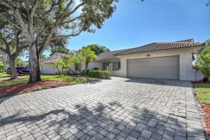 10852 NW 6th St, Coral Springs, FL 33071 Sold 03/17/25