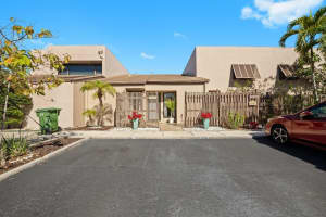 12381 NW 12th Ct 0, Pembroke Pines, FL 33026 Sold 05/01/25