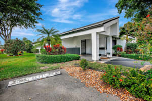 342 Fairway Cir 20, Weston, FL 33326 Sold 05/27/25