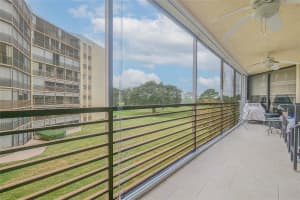 7300 Radice Ct 302, Lauderhill