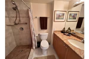 8460 Casa Del Lago E Boca Raton, FL 33433 - Off Market