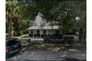 2008 E Easter Ave, Fort Pierce, FL 34950 - MLS#F10483186