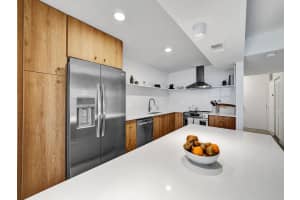 531 N Ocean Blvd 911, Pompano Beach, FL 33062 Sold 04/17/25