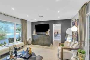 100 SW 17th St, Pompano Beach, FL 33060 Sold 04/28/25