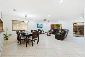 9951 SW 9th Ct, Pembroke Pines, FL 33025 Sold 04/18/25
