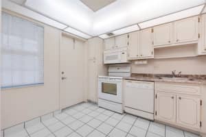 2900 N Palm Aire Dr 303, Pompano Beach, FL 33069 Sold 08/22/25