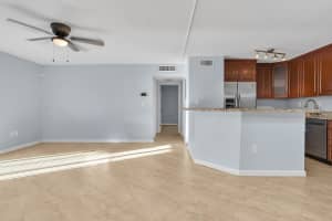 7145 Miami Lakes Dr R23, Miami Lakes, FL 33014 Sold 02/28/25