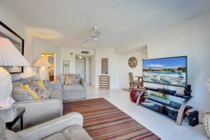 3810 Via Poinciana 606, Lake Worth, FL 33467 Sold 05/09/25