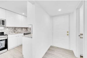 20730 NE 4th Pl 201, Miami, FL 33179 Sold 11/07/25