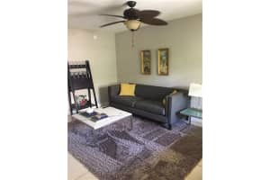 2741 NE 8th Ave 14, Wilton Manors, FL 33334 - MLS#F10483398