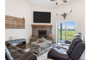 7055 8th St, Vero Beach, FL 32968 Sold 06/16/25