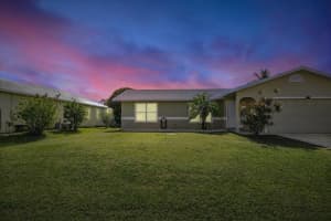 2322 Se Maslan Ave, Port Saint Lucie