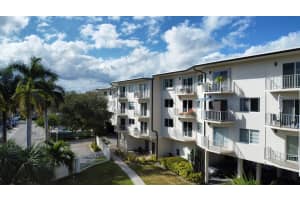 1967 S Ocean Blvd 224D, Pompano Beach, FL 33062 Sold 03/05/25