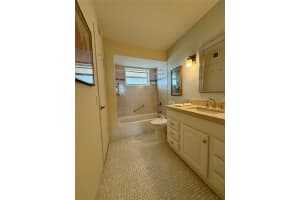 2800 NW 47th Ter 403, Fort Lauderdale, FL 33313 - MLS#F10483494