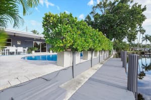 1732 NE 35th St, Oakland Park, FL 33334 Sold 03/17/25