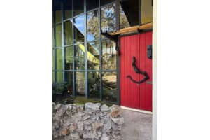 608 NW 26th St, Wilton Manors, FL 33311 Sold 05/16/25