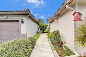 6967 NW 69th Ct, Tamarac, FL 33321 Sold 04/02/25