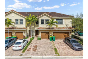 5979 NW 56th PL 5979, Tamarac, FL 33319 Sold 03/26/25