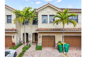 5979 NW 56th PL 5979, Tamarac, FL 33319 Sold 03/26/25