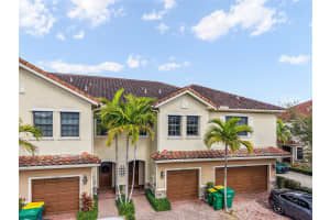 5979 NW 56th PL 5979, Tamarac, FL 33319 Sold 03/26/25