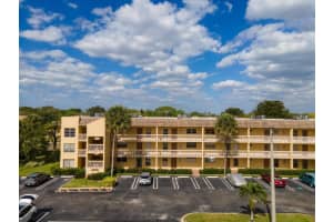 6070 NW 64th Ave 303, Tamarac, FL 33319 Sold 05/15/25