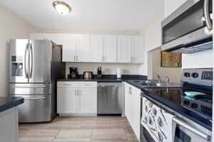 6070 NW 64th Ave 303, Tamarac, FL 33319 Sold 05/15/25