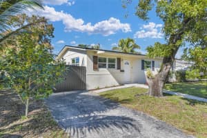 621 SW 50th Ter, Margate, FL 33068 Sold 03/06/25