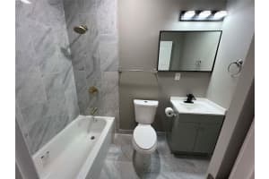 9561 SW 8th St, Pembroke Pines, FL 33025 Sold 04/04/25