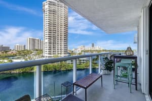 20515 E Country Club Dr 742, Miami, FL 33180 Sold 07/17/25