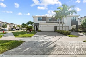 8642 Antarus Dr, Lake Worth, FL 33467 Sold 08/04/25