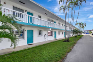 640 NE 6th Ct A, Boynton Beach, FL 33435 Sold 04/22/25