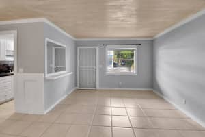 640 NE 6th Ct A, Boynton Beach, FL 33435 Sold 04/22/25