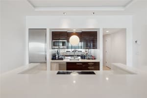 551 N Fort Lauderdale Beach Blvd R304, Fort Lauderdale, FL 33304 Sold 04/30/25